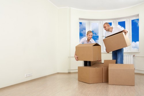 Preparing boxes and furniture for a smooth moving day