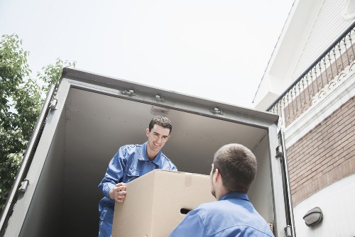 House move packing and loading service in Edgware