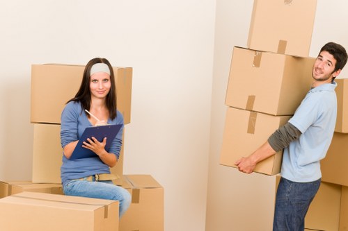 Packing fragile household items for transport in Edgware